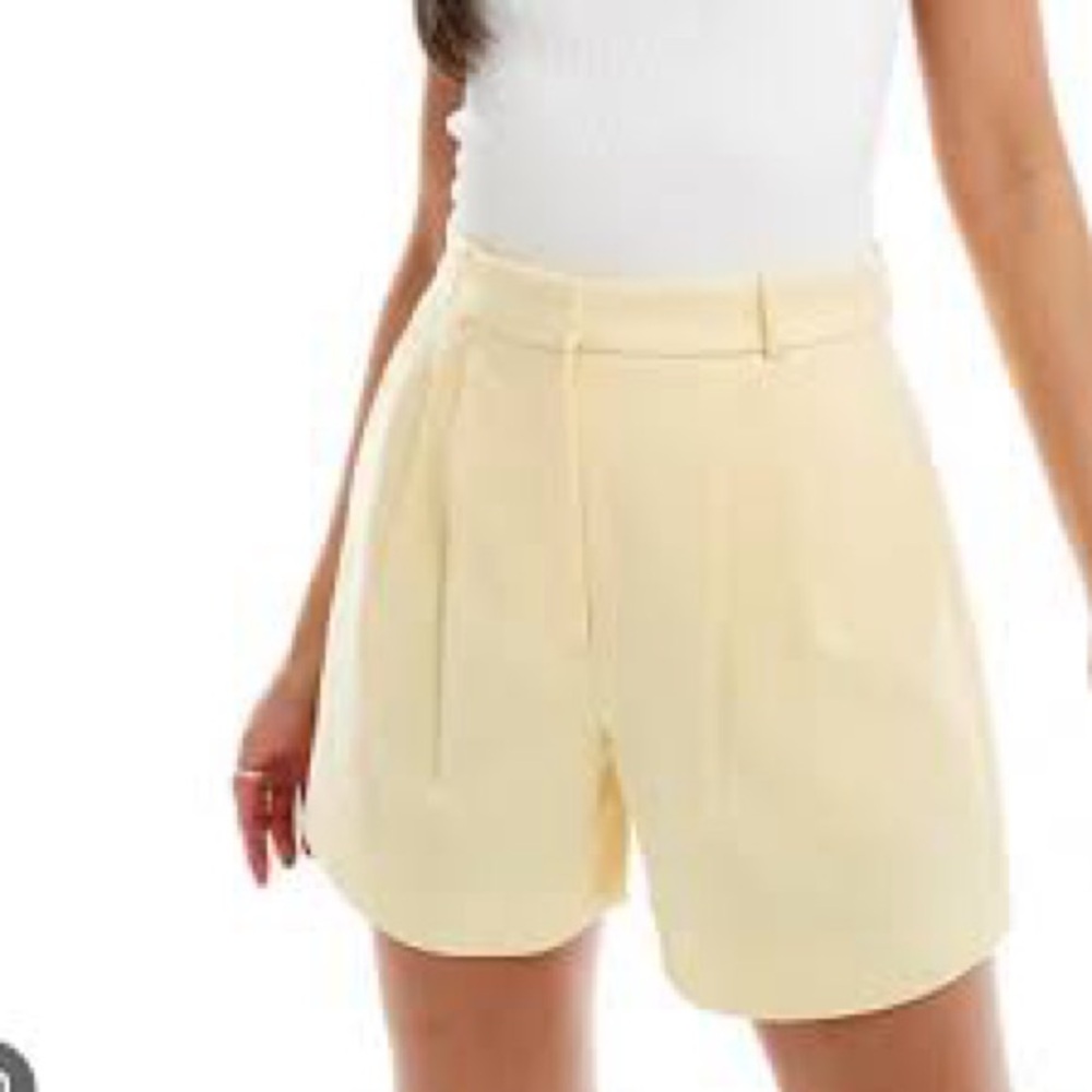 High-Waist Cream Women’s Tailored Shorts- Abercrombie